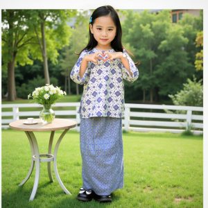 Baju Kurung Batik Naura